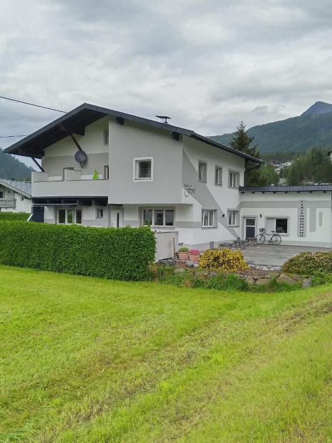 Haus Fini Apartman Längenfeld Kültér fotó